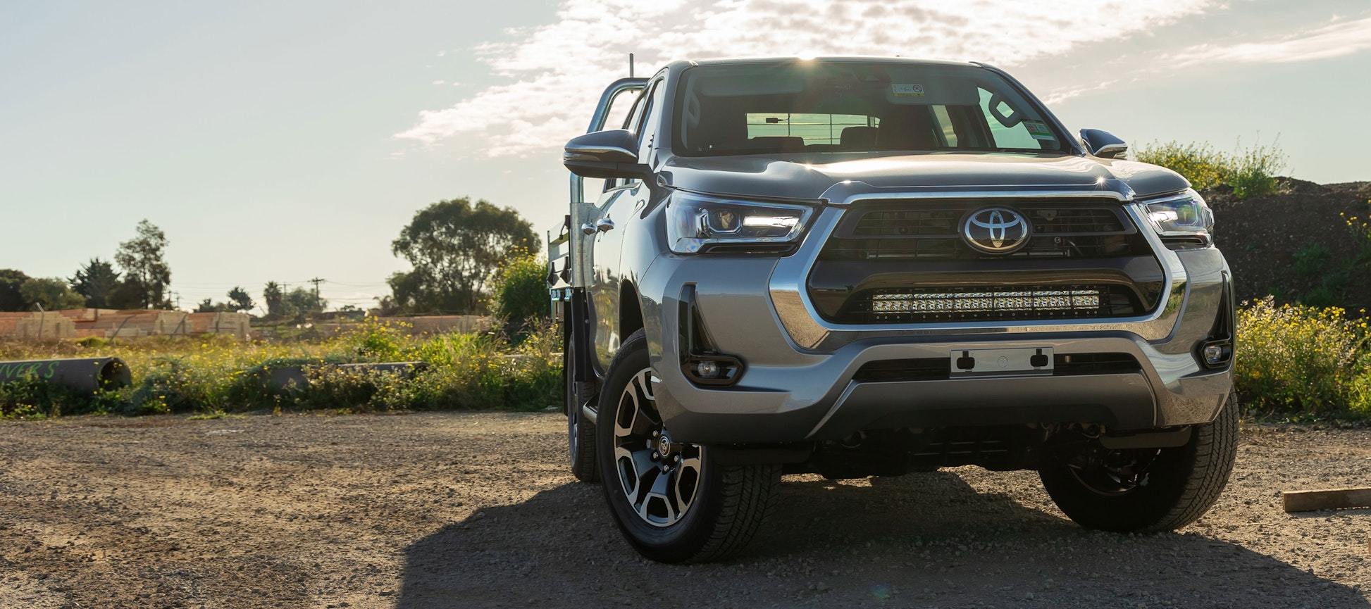 Toyota Hilux Grille Kit | Stedi ST3303 PRO 28